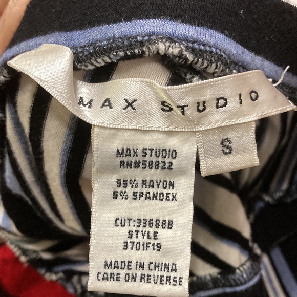 MAX Studio skirt, small - Picture 2 of 2